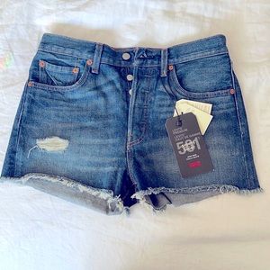 LEVIS high rise 501 shorts